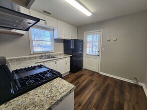 274 Booker St SW in Atlanta, GA - Building Photo - Building Photo