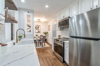 665 Dartmore Ln in Hayward, CA - Building Photo - Building Photo