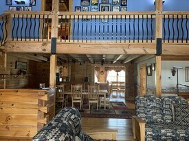 13238 Plains Mill Rd in Timberville, VA - Building Photo