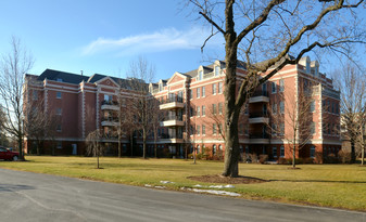 300 Theall Rd Apartments