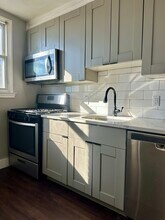 1321 E Johnson St, Unit 1 in Philadelphia, PA - Foto de edificio - Building Photo