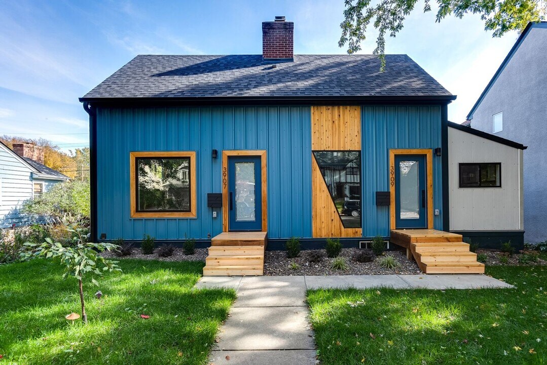 3909 Xerxes Ave S in Minneapolis, MN - Building Photo