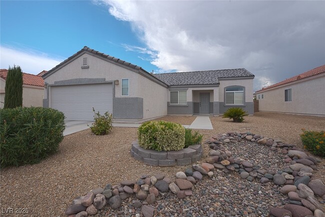 property at 5917 Gentle Creek Ln