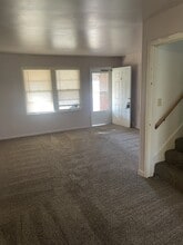 1658 N Bluff St in Wichita, KS - Building Photo - Building Photo