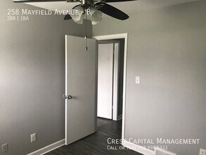 354 Mayfield Ave in Valparaiso, IN - Building Photo - Building Photo