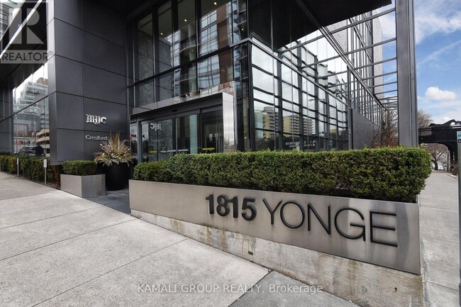 1815-1815 Yonge St in Toronto, ON - Building Photo - Building Photo