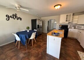 116 Matlock in Poth, TX - Building Photo