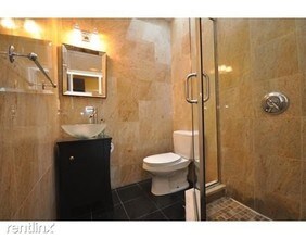 218 Newbury St-Unit -Apt 4F in Boston, MA - Building Photo - Building Photo