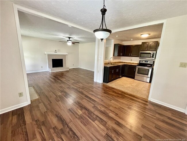 1978 Christopher Way in Fayetteville, NC - Building Photo - Building Photo