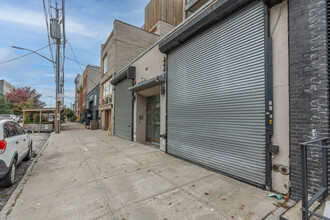 154 Beard St in Brooklyn, NY - Building Photo - Building Photo