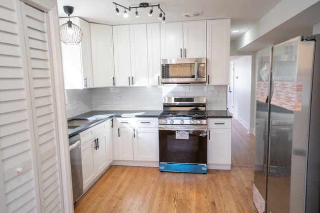 property at 5735 W Addison St