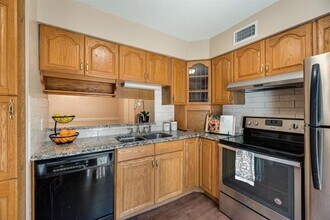 859 Dublin Dr in Richardson, TX - Building Photo - Building Photo