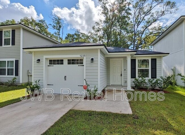 1235 Neva St in Jacksonville, FL - Building Photo - Building Photo