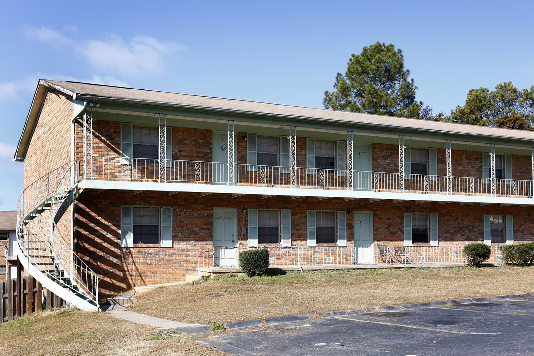 Shallowford Gardens Apartments in Atlanta, GA - Foto de edificio