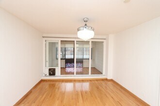 24 Juniper St in Brookline, MA - Building Photo - Building Photo