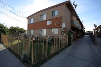 947 Myrtle Ave in Inglewood, CA - Building Photo - Building Photo