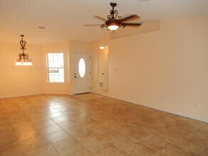 9 Stowe Rd in Mary Esther, FL - Building Photo - Building Photo