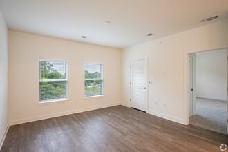 Sherwood Apartment Homes in Mechanicsville, VA - Foto de edificio - Building Photo