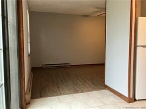 65 Aspetuck Vlg in New Milford, CT - Building Photo - Building Photo