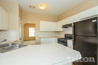 1224 Quiet Arbor Ct in Lithonia, GA - Building Photo - Building Photo