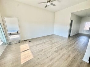 430 Gib Woodall Dr in Venus, TX - Building Photo - Building Photo