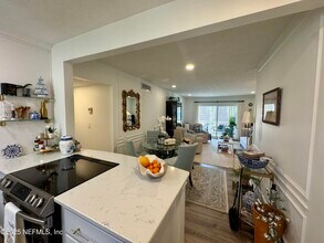 4358 Timuquana Rd in Jacksonville, FL - Building Photo - Building Photo