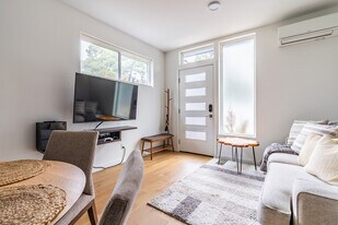 5109C Phinney Ave N in Seattle, WA - Building Photo