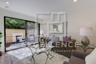 960 Kiely Blvd in Santa Clara, CA - Building Photo - Building Photo