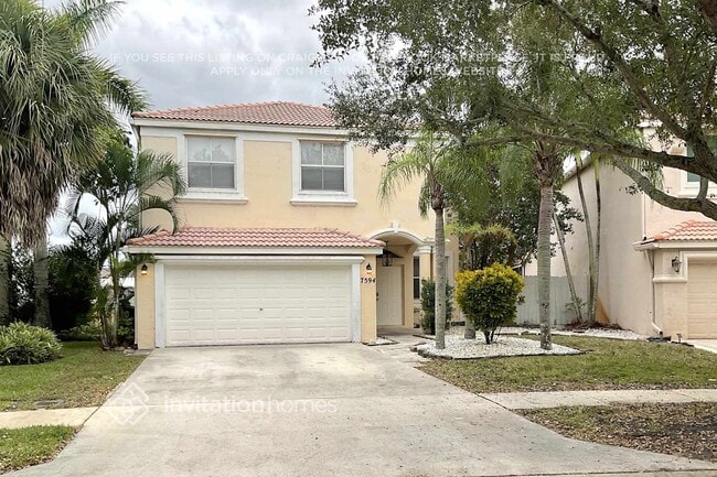 property at 7594 Oak Grove Cir