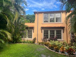 115 Prospect Ave in Ft. Myers, FL - Foto de edificio - Building Photo