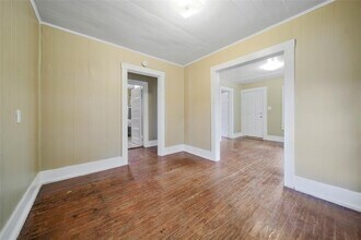 3301 Dennis St in Houston, TX - Building Photo - Building Photo