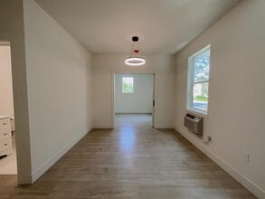 1801 E F St in Moscow, ID - Foto de edificio - Building Photo