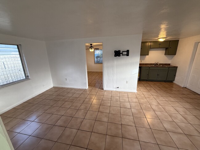 69 E Seminole Ave in Eustis, FL - Building Photo - Building Photo