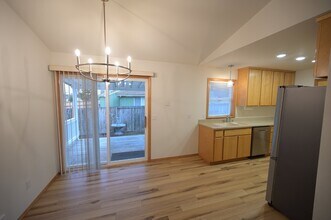 502 W Summer Breeze Ln in Sequim, WA - Building Photo - Building Photo