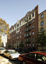 31 W Mosholu Pky N Apartamentos