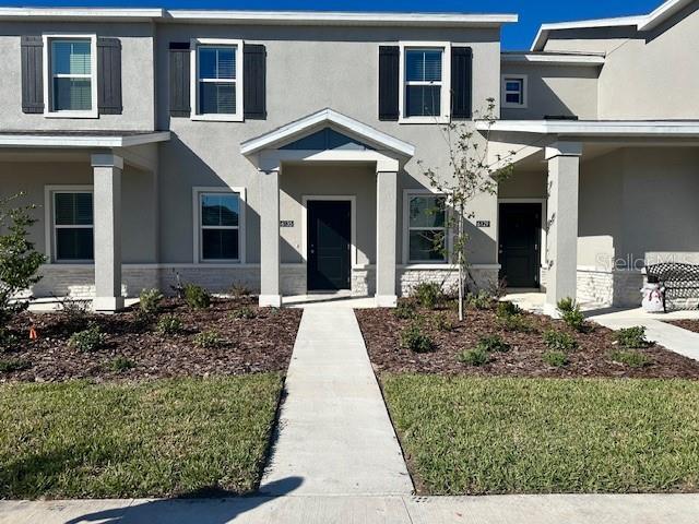 6135 Blissful St in Clermont, FL - Foto de edificio