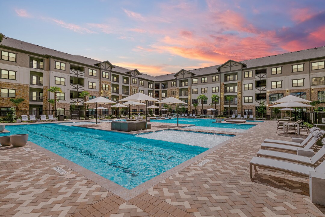 Adley at Gleannloch in Spring, TX - Building Photo