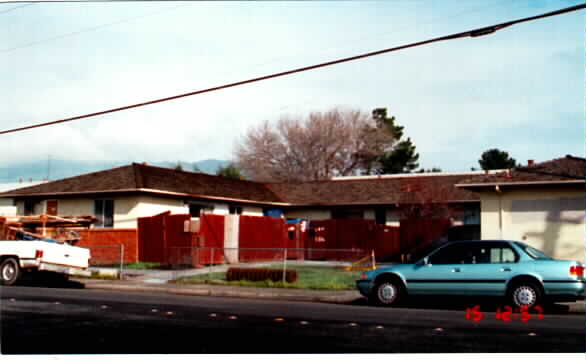 180-184 Dempsey Rd in Milpitas, CA - Building Photo - Building Photo