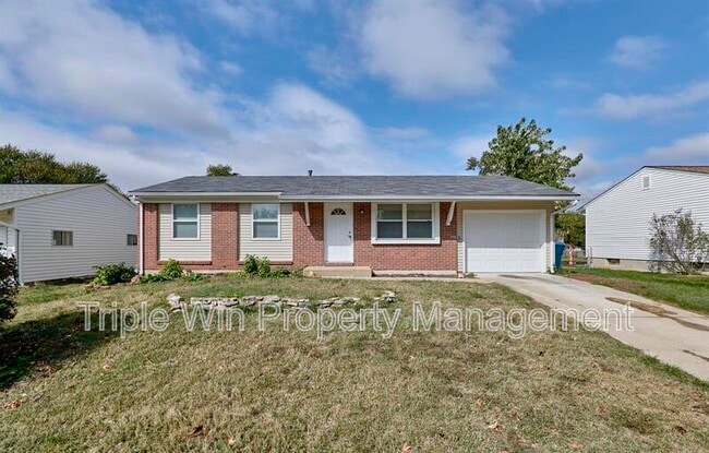 2325 Golfway St in St. Charles, MO - Building Photo - Building Photo