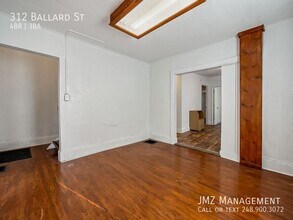 312 Ballard St in Ypsilanti, MI - Building Photo - Building Photo