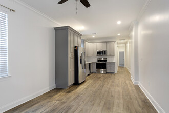 340 Carrollton Ave in Metairie, LA - Building Photo - Interior Photo