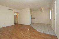 Interior Photo - Victoria Arms Apartamentos in Tucson, Arizona