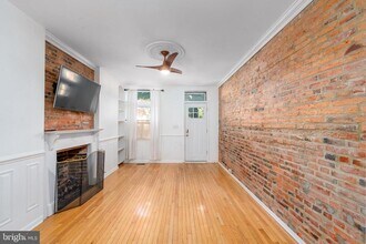 306 S Washington St in Baltimore, MD - Building Photo - Building Photo
