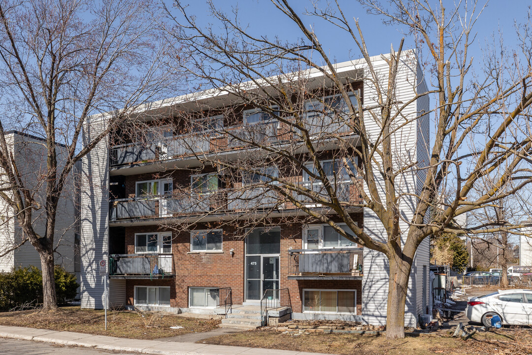 475 Robin Boul in Laval, QC - Building Photo