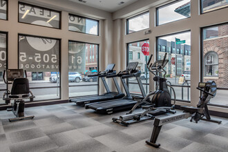 Ogden Apartments in Columbus, OH - Building Photo - Interior Photo