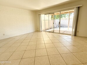 5554 N 10th St in Phoenix, AZ - Building Photo - Building Photo