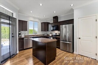 46702 Hudson Rd in Chilliwack, BC - Building Photo - Building Photo