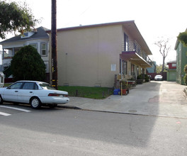 1632 Woolsey St in Berkeley, CA - Building Photo - Building Photo