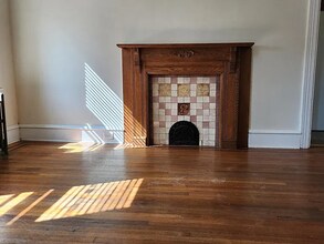 163 Sumac St in Philadelphia, PA - Building Photo - Building Photo