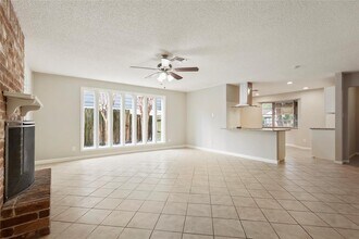 12039 Sturdivant St in Stafford, TX - Building Photo - Building Photo